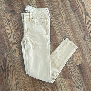 American eagle khaki super stretch skinny pants 2 short